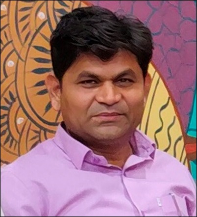 प्रकल्प अधिकारी